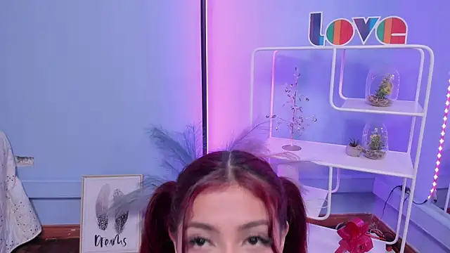 KathiaSaenz  online show from 12-05-25, 04:21