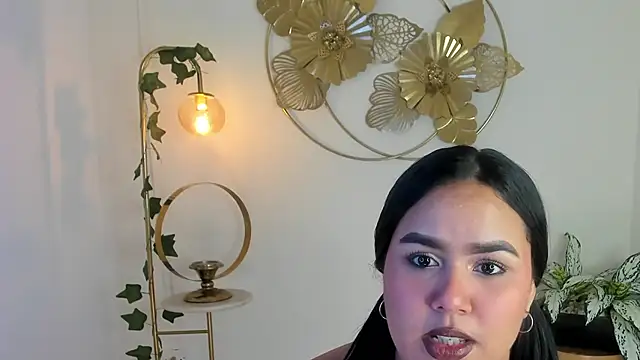 Snapshot of Jade_gonzalez chatting on 10-08-25, 03:48 Jade gonzalez online show from 10-08-25, 03:48