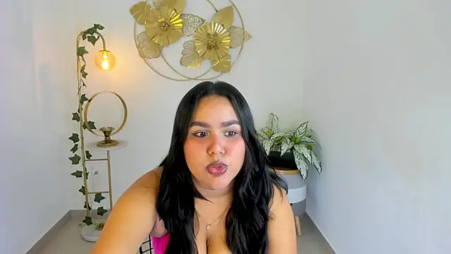 Snapshot of Jade_gonzalez chatting on 10-12-25, 05:28 Jade gonzalez online show from 10-12-25, 05:28