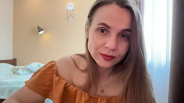 Snapshot of AnnieLove7722 chatting on 05-12-26, 07:49 AnnieLove7722 online show from 05-12-26, 07:49