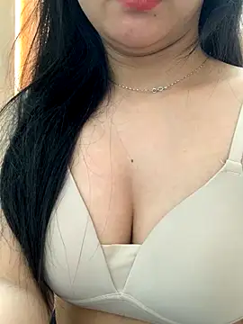 Snapshot of Lydia-a chatting on 11-22-25, 05:39 Lydia-a online show from 11-22-25, 05:39