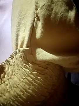 bree-zz online show from 04-23-26, 10:34