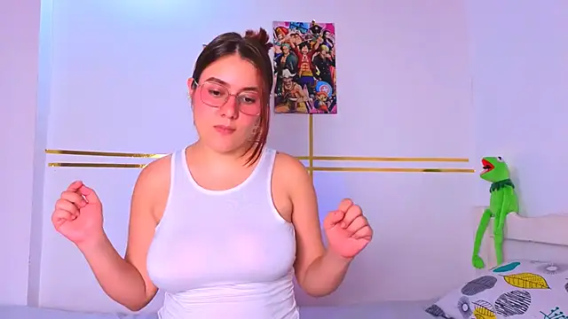 Snapshot of LyraCarter chatting on 02-26-26, 05:28 LyraCarter online show from 02-26-26, 05:28