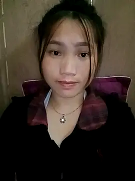 min-xinh online show from 10-24-25, 09:38