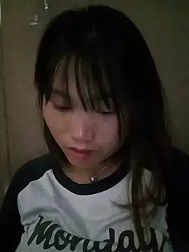 min-xinh online show from 07-28-26, 03:35