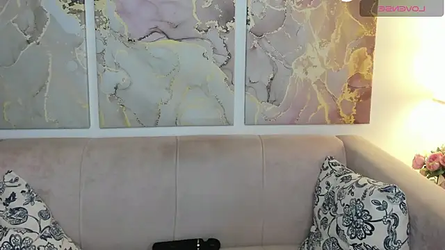 CamillaDreamer online show from 05-16-26, 12:18
