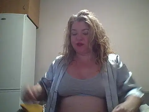HurricaneCathrine online show from 10-11-25, 06:56