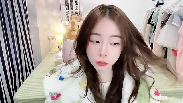 Gardenia-222 online show from 11-19-25, 06:13