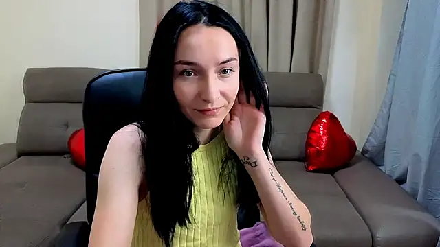 Snapshot of Emilly__Grey chatting on 02-10-26, 07:29 Emilly Grey online show from 02-10-26, 07:29