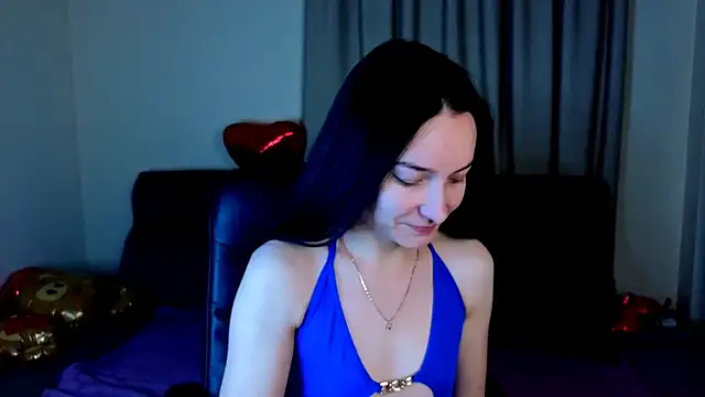 Snapshot of Emilly__Grey chatting on 02-20-26, 07:25 Emilly Grey online show from 02-20-26, 07:25