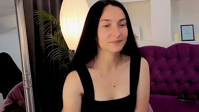 Snapshot of Emilly__Grey chatting on 06-06-26, 06:12 Emilly Grey online show from 06-06-26, 06:12