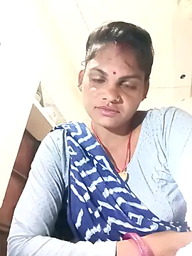 Snapshot of SHMA-77 chatting on 10-13-25, 03:56 SHMA-77 online show from 10-13-25, 03:56