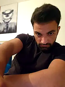 Snapshot of Cihangir0941 chatting on 10-04-25, 11:41 Cihangir0941 online show from 10-04-25, 11:41