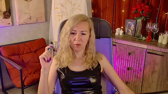 DonnaSmitth online show from 06-02-26, 06:43