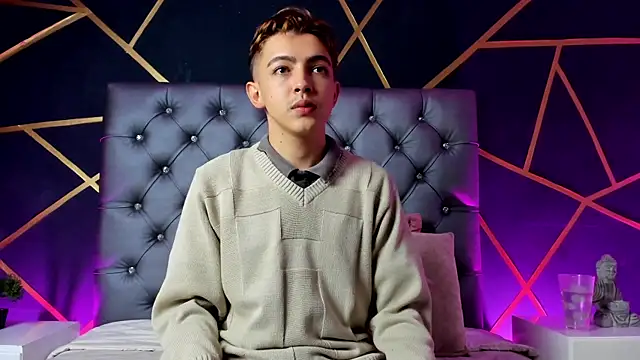 Lian Miller1  online show from 11-10-25, 12:37