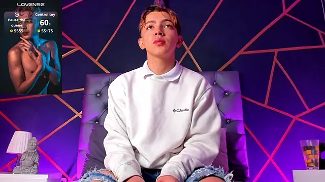 Lian Miller1  online show from 04-17-26, 12:52