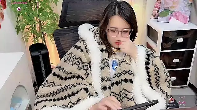 NEWONETO online show from 02-11-26, 12:32