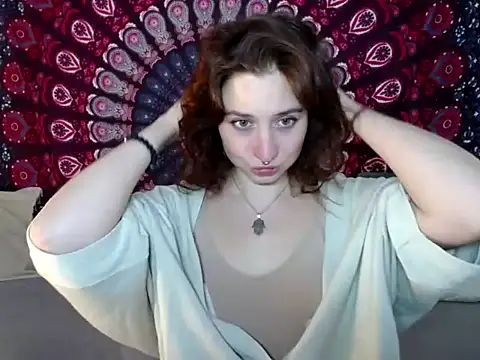 Snapshot of AdalynKiss chatting on 06-07-26, 06:28 AdalynKiss online show from 06-07-26, 06:28