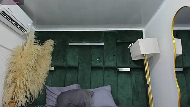 Misaki Kai online show from 11-16-25, 05:35