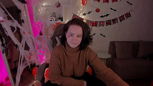 Violet Ferguson online show from 10-29-25, 06:42