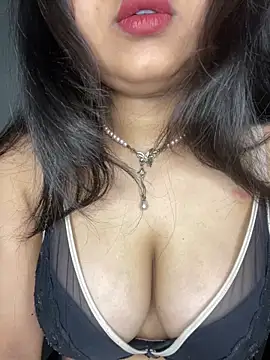 soniyaverma00 online show from 03-28-26, 08:25