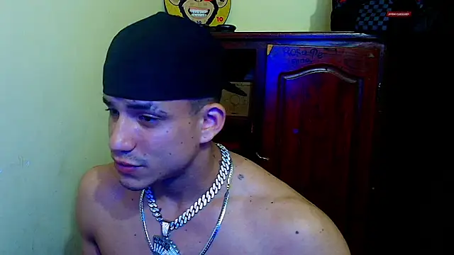 Snapshot of danni_scoot chatting on 02-14-26, 11:01 danni scoot online show from 02-14-26, 11:01