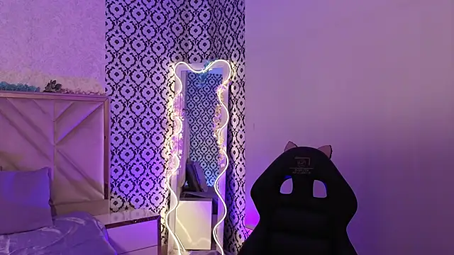 Ixchel tay online show from 03-02-26, 03:20