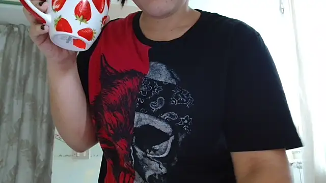 Snapshot of Sabryshy chatting on 10-30-25, 02:40 Sabryshy online show from 10-30-25, 02:40