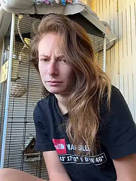GoldenPussy1329 online show from 07-30-26, 08:24