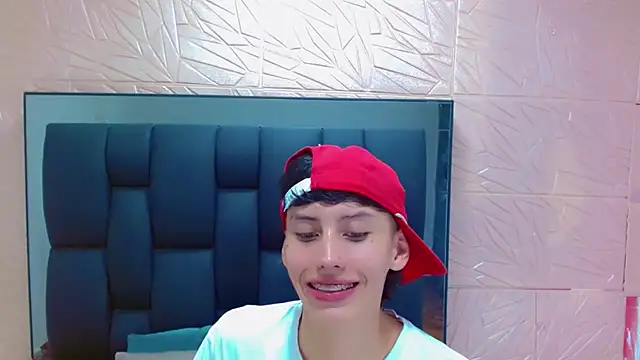 Snapshot of thaigo_twink38 chatting on 02-05-26, 07:46 thaigo twink38 online show from 02-05-26, 07:46