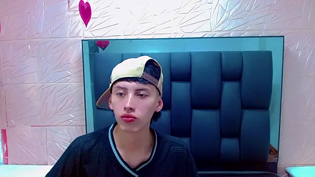 Snapshot of thaigo_twink38 chatting on 02-15-26, 08:46 thaigo twink38 online show from 02-15-26, 08:46