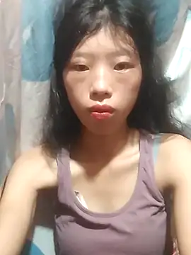 Snapshot of Khanhu_xx chatting on 10-08-25, 11:02 Khanhu xx online show from 10-08-25, 11:02