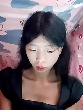 Snapshot of Khanhu_xx chatting on 10-14-25, 04:13 Khanhu xx online show from 10-14-25, 04:13