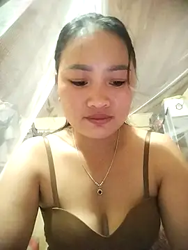 Snapshot of Liu30 chatting on 10-07-25, 02:25 Liu30 online show from 10-07-25, 02:25