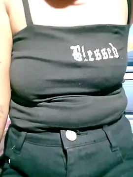 Hotmommax online show from 01-05-26, 06:44