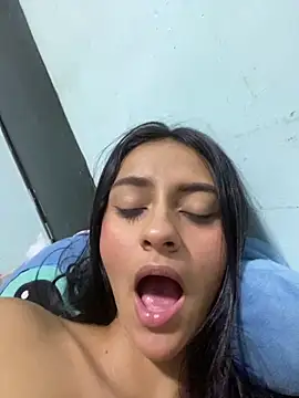 miluwatson online show from 10-18-25, 02:14