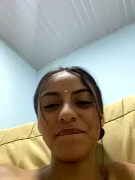 miluwatson online show from 11-20-25, 02:34