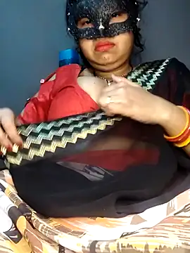 Snapshot of Hot__bhabhi_99 chatting on 05-09-26, 03:56 Hot bhabhi 99 online show from 05-09-26, 03:56