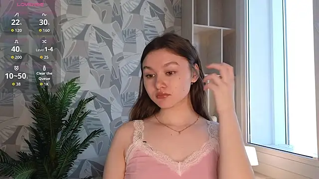 LewisThrone online show from 11-20-25, 03:18