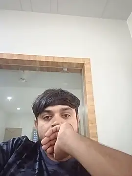 Snapshot of Jaggu_4517 chatting on 06-11-26, 05:27 Jaggu 4517 online show from 06-11-26, 05:27
