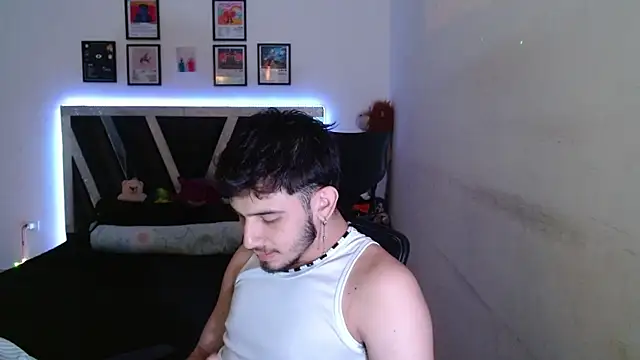 Sebasxxl12 online show from 12-21-25, 05:03