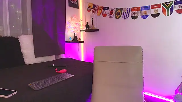 Sussyroxxx online show from 06-27-26, 04:39