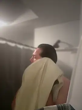 itsthecatchh online show from 04-23-26, 06:25