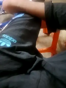 Snapshot of Onlysingles chatting on 10-10-25, 06:40 Onlysingles online show from 10-10-25, 06:40