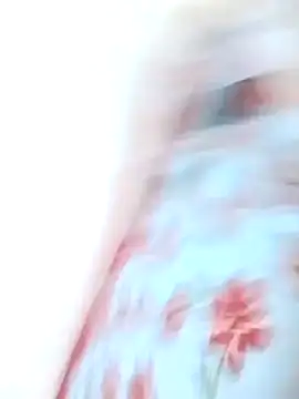 Snapshot of misteriosabb000 chatting on 10-24-25, 11:34 misteriosabb000 online show from 10-24-25, 11:34