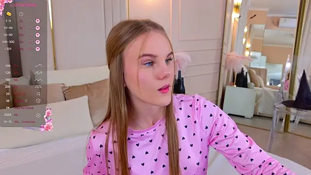 Lili Lohan online show from 11-04-25, 05:23