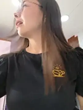 EmmaValencia  online show from 02-03-26, 04:34