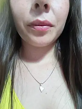 Snapshot of EmmaValencia_ chatting on 05-08-26, 09:09 EmmaValencia online show from 05-08-26, 09:09