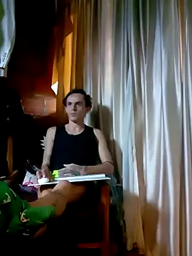 monroedelrey online show from 03-07-26, 05:21