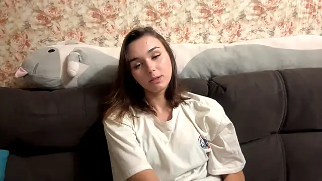 Snapshot of JaneFosterxx chatting on 10-19-25, 03:23 JaneFosterxx online show from 10-19-25, 03:23